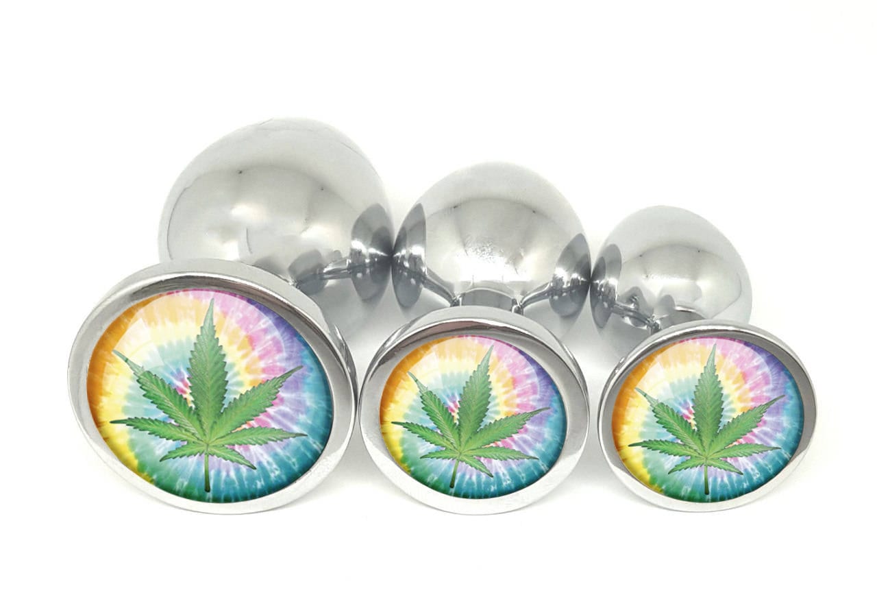 Tie-Dye Pot Leaf Metal Butt Plug for Beginners Plug Emporium Tie-Dye Pot Leaf Metal Butt Plug for Beginners Plug Emporium